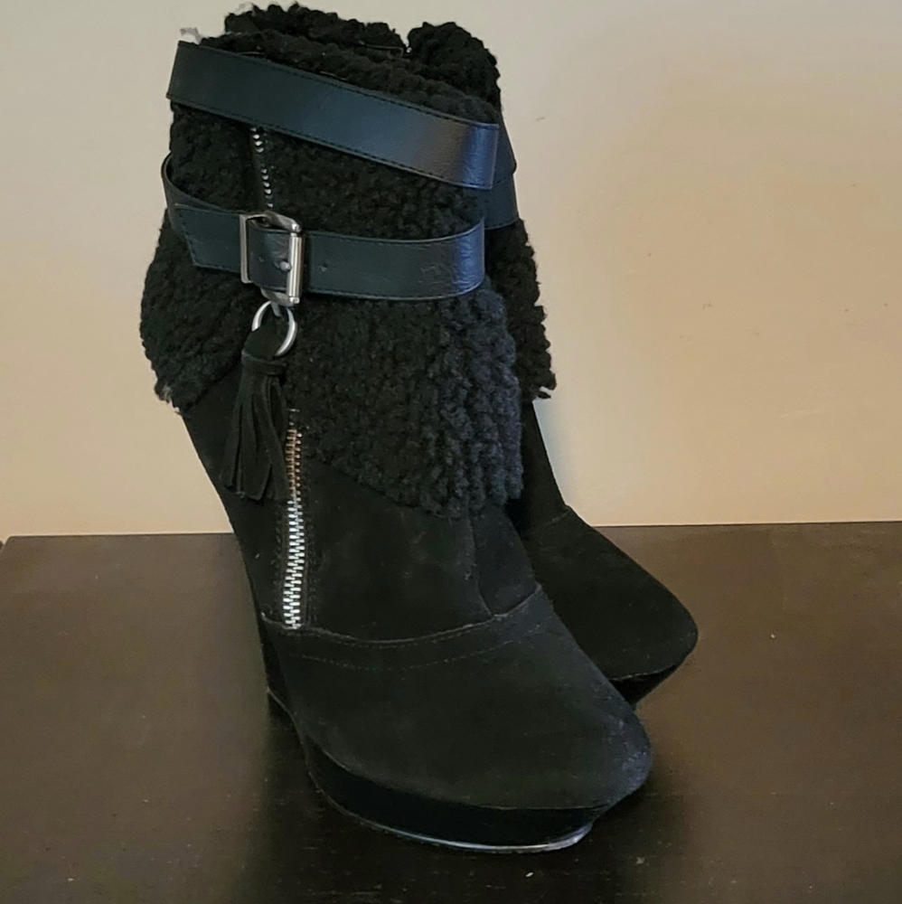 Colin Stuart booties - Picture 2 of 3